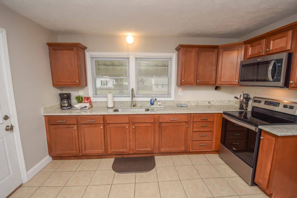 Kitchen / Dining