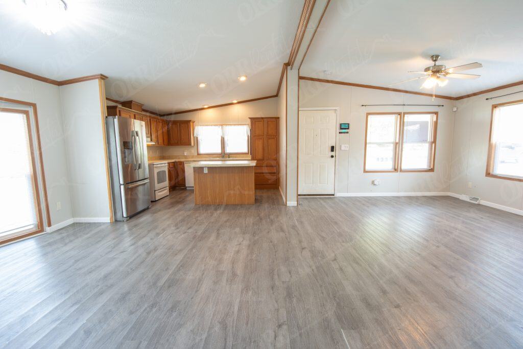 Living Room / Kitchen